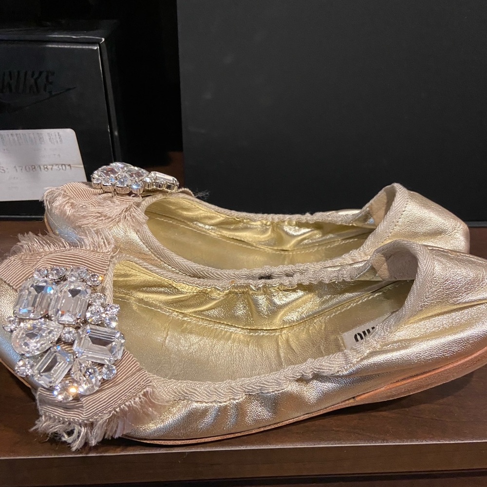 Flat Shoes - image 1